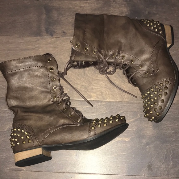 Twisted Shoes - Twisted Combat Boots Size 5